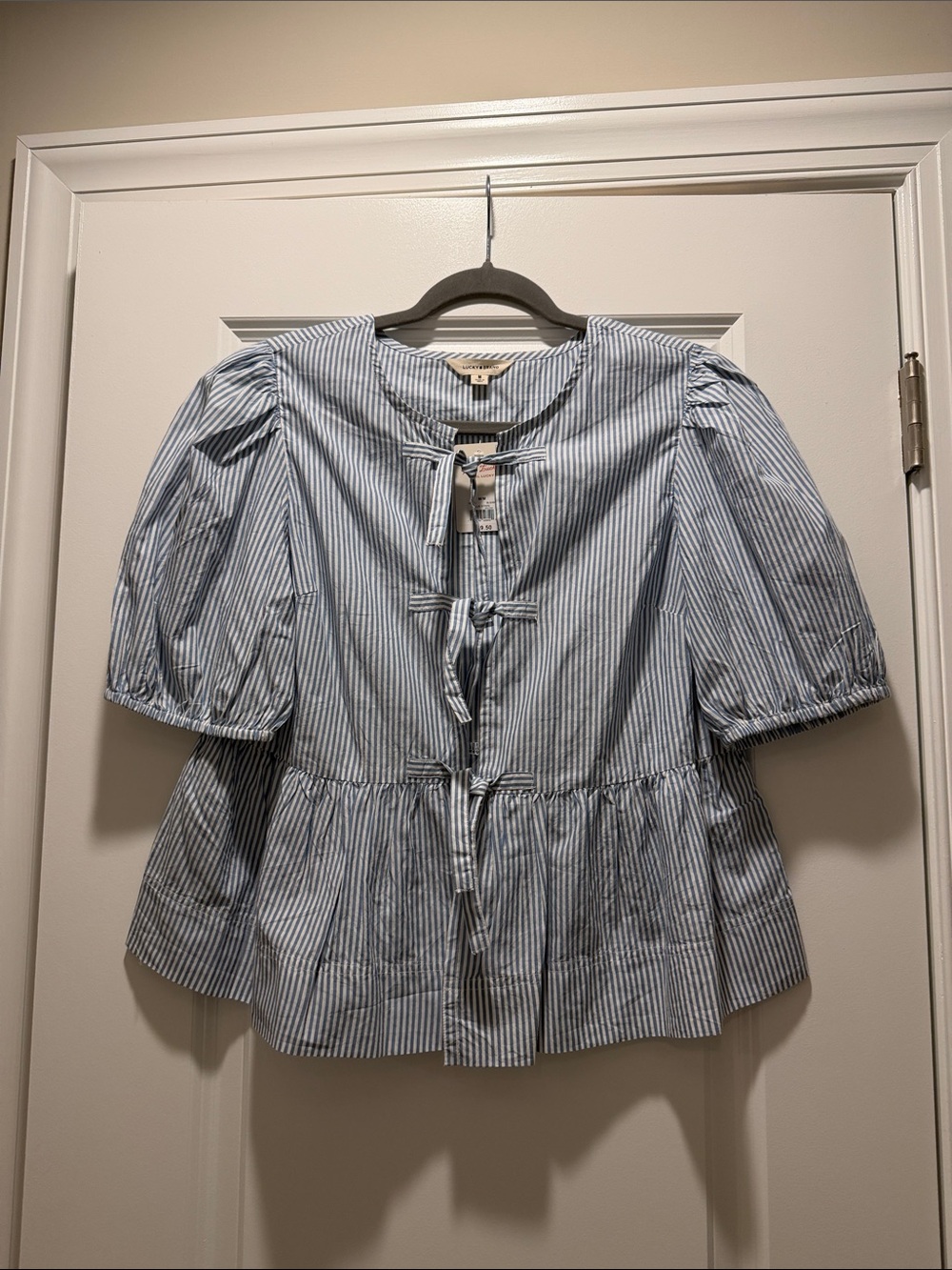 LUCKY STRIPE TIE TOP